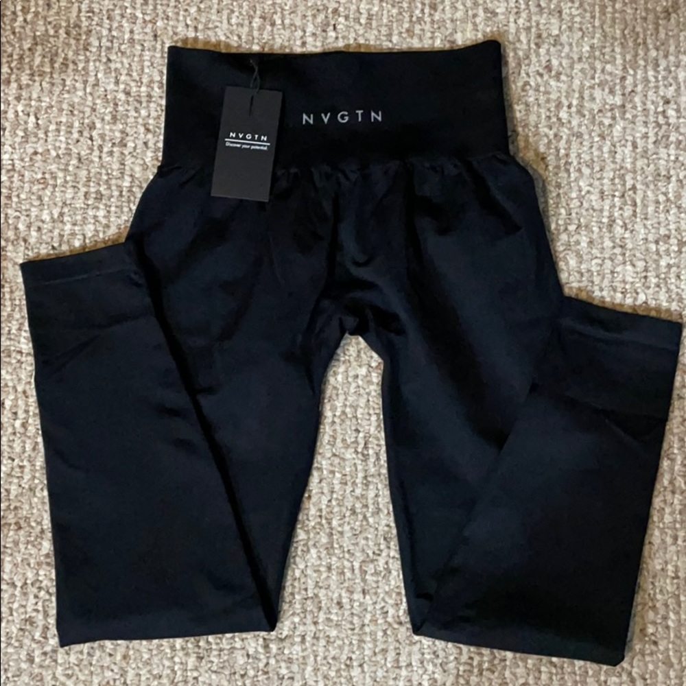 NVGTN Black Solid Seamless Leggings NWT
